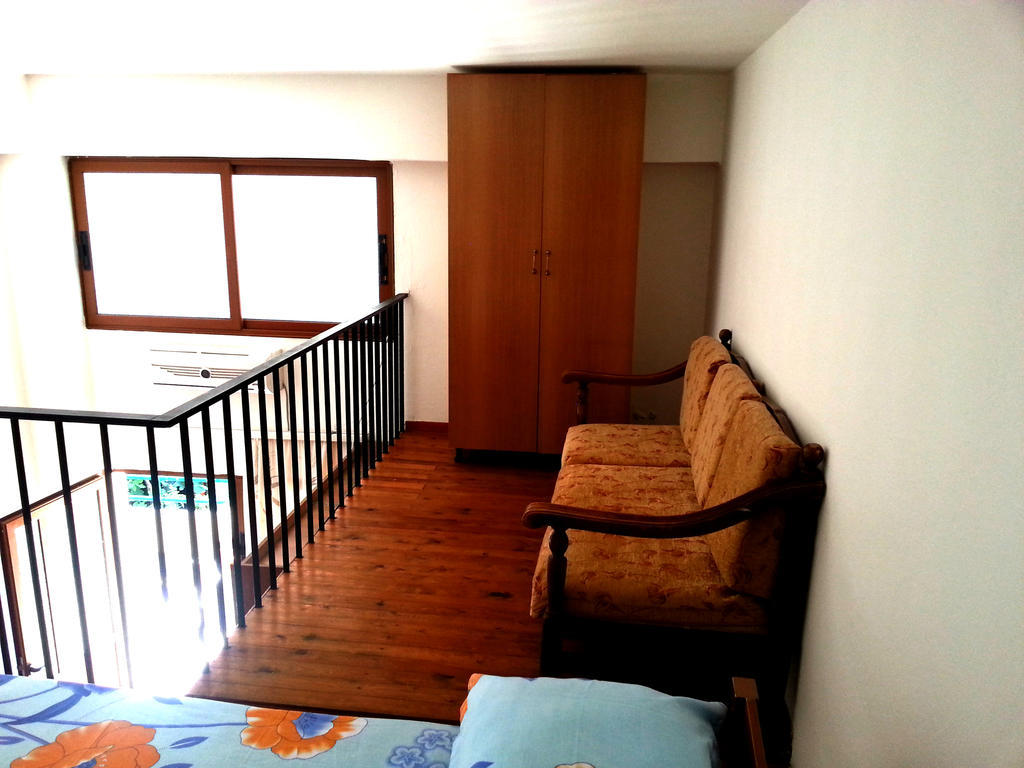 Flutura Apartments Avlonya Oda fotoğraf